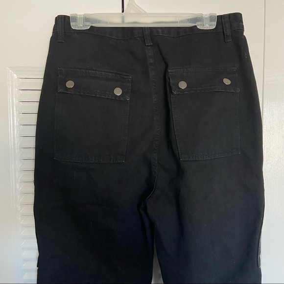 PrettyLittleThing Black Distressed Jogger Cargo Pants NWT US Size 8 - Picture 10 of 11